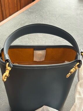 Coach CJ827 Dakota Bucket Bag 16